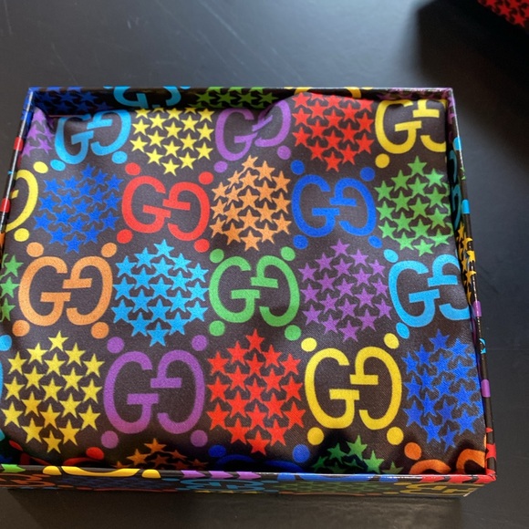 Brand new authentic - Picture 2 of 4